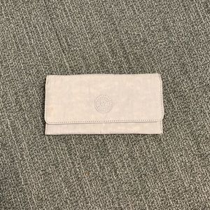 Kipling wallet new with tags